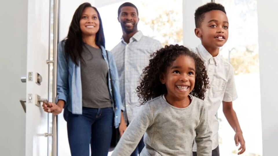TGO-family-960x0-c-default
